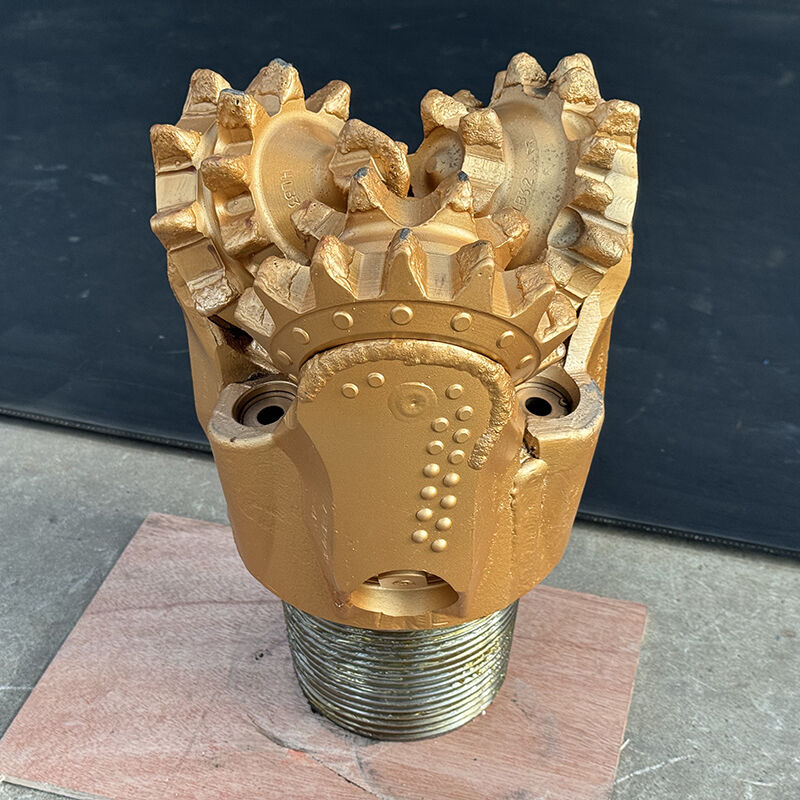 9 7/8 дюйма (250 мм) IADC137 Трехшарошечное долото с фрезерованными зубьями для бурения мягких пород с высокой скоростью